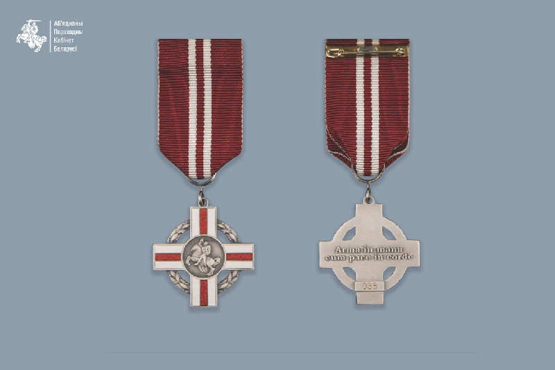 Były prezydent RP wśród odznaczonych przez białoruski rząd opozycyjny